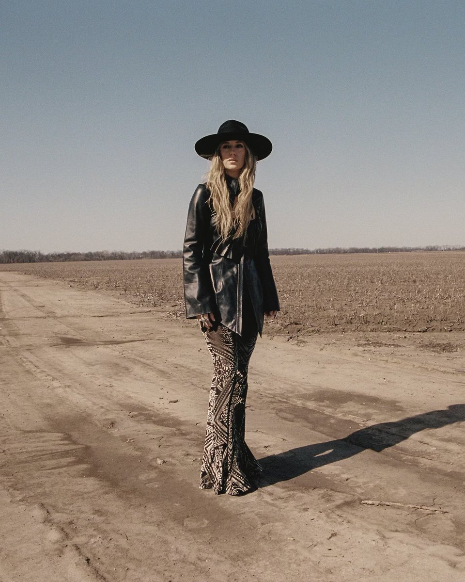 laineywilson's tweet image. The #WhirlwindWorldTour kicks off next week in Europe. I feel like I've been counting down the days since I put this record out and it’s hard to believe that it’s finally here. Let's get this party started 🌪️ laineywilson.com/tour