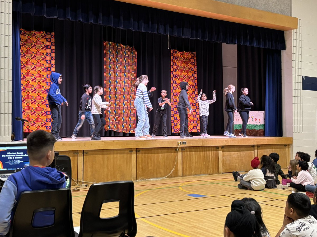 goldcrest_ps's tweet photo. Amazing job to the staff and students who put on our Black History Month assembly today! The presentations were informative, the dances were entertaining, the songs were moving and the drama skits were impressive! Great work! https://t.co/u0aNSNyVW3