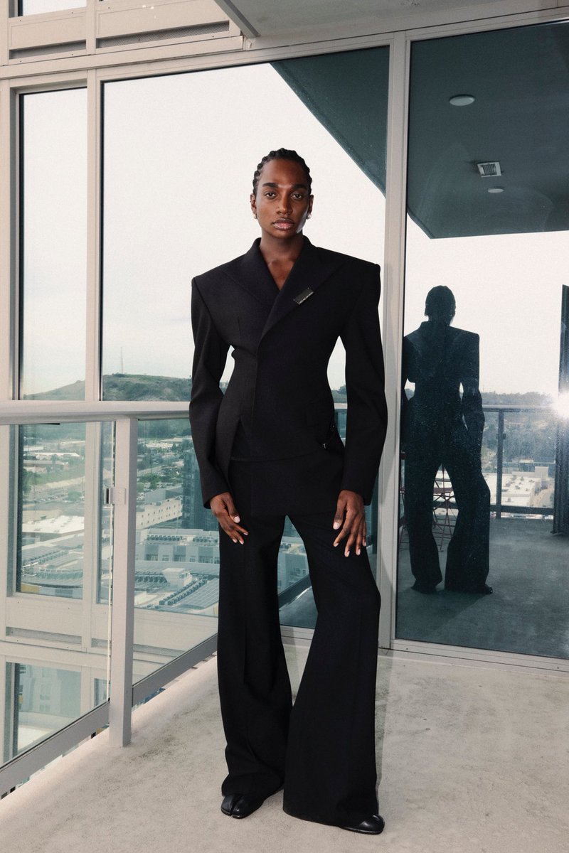 rickeythompson's tweet image. I mean BUSINESS