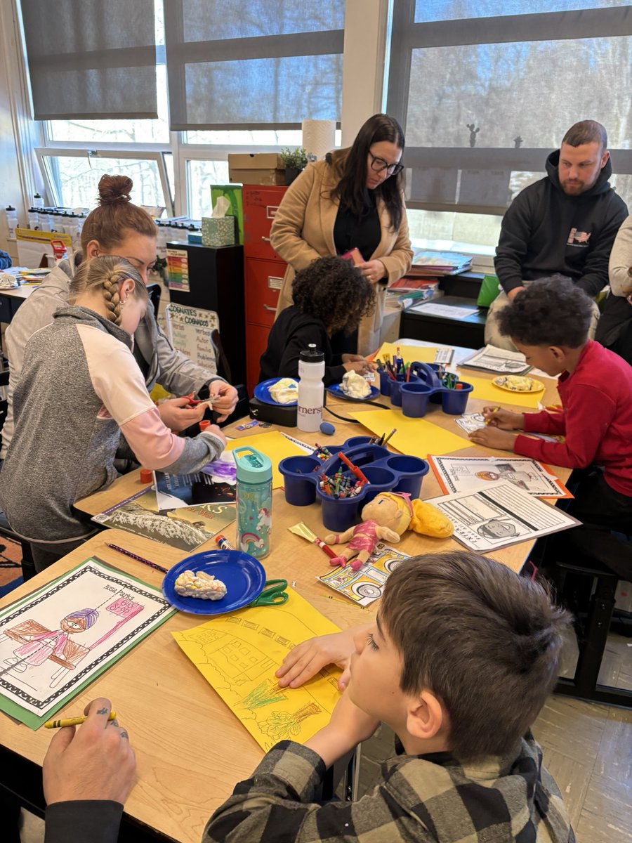 SuzLeads's tweet photo. A library grand opening, a celebration of multilingualism, and the culmination of Black History Month learning with families…my work is so fulfilling! Our families, our children, and community make all the difference! https://t.co/voKRZnTAGY
