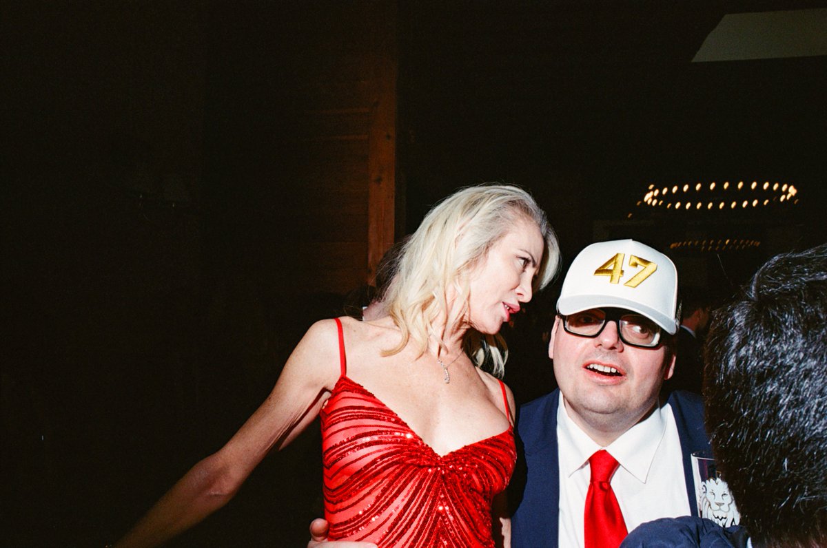 hey so i went to CPAC and it was the craziest thing I've ever photographed lol