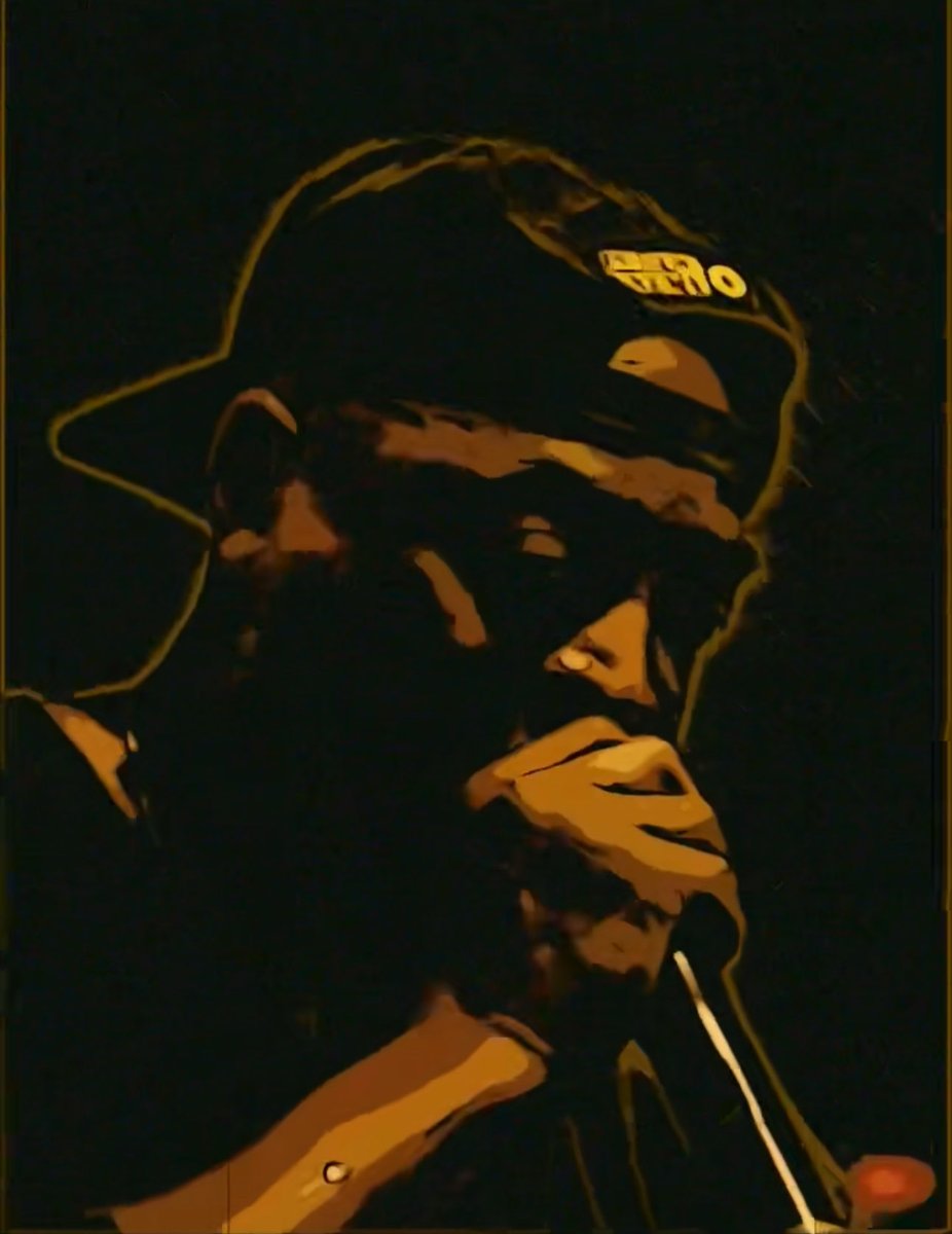 MrChuckD's tweet photo. The speed of A I enters a dangerous RIDE-MAKING  The Masses INto Them Asses.Dont Believe The Hype is more significant than ever. How can one BLINDLY trust a screen again? Believing ANYTHING through screens without ANY thorough checking INFO you might as well bury yourself now.Sht https://t.co/pUrmleZv0H