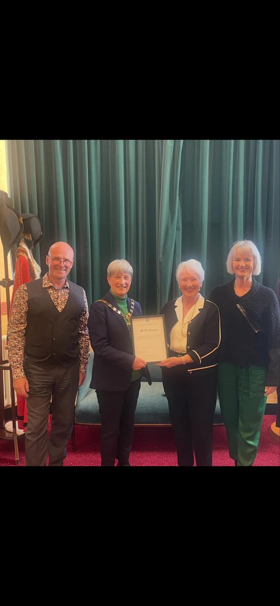 Mayor of Sefton (@seftonmayor) on Twitter photo Delighted to present a certificate of recognition yesterday to Mrs Shirley Timmerman and her family posthumously for her husband Mr Tim Timmerman who sadly passed last year, his dedication and hard work kept <a href="/southportflower/">Southport Flower Show</a> going when it was struggling. <a href="/seftoncouncil/">Sefton Council</a> Delighted to present a certificate of recognition yesterday to Mrs Shirley Timmerman and her family posthumously for her husband Mr Tim Timmerman who sadly passed last year, his dedication and hard work kept <a href="/southportflower/">Southport Flower Show</a> going when it was struggling. <a href="/seftoncouncil/">Sefton Council</a>