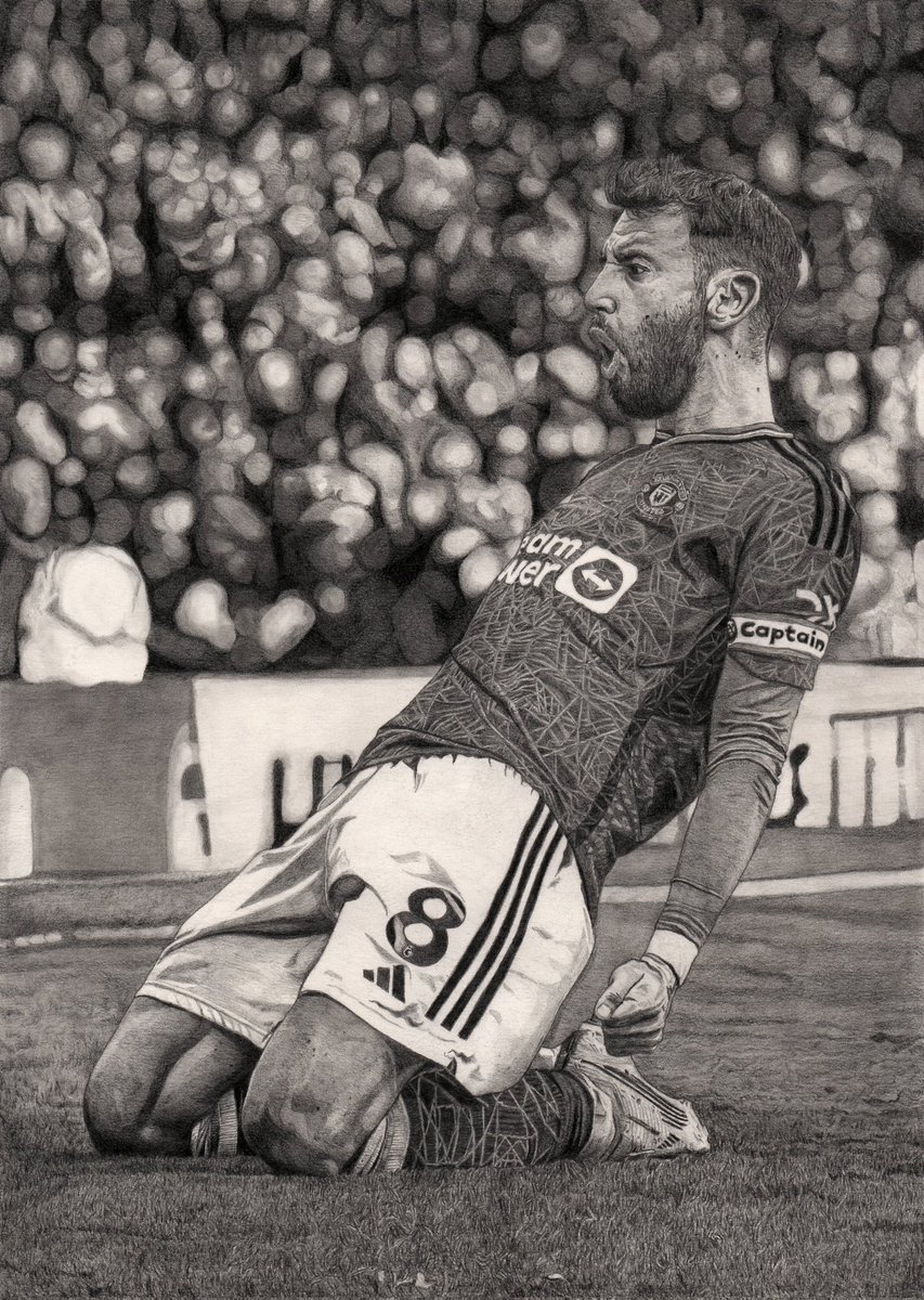 Here is my updated pencil drawing of Manchester United Captain <a href="/B_Fernandes8/">Bruno Fernandes</a>. This is definitely my best work. What do you think? 
Please like and share 🙏