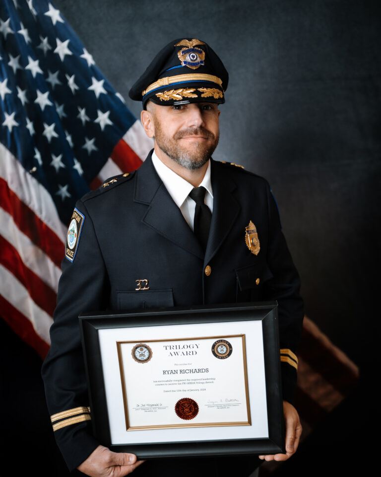 Dighton Police Deputy Chief Ryan Richards Receives FBI-LEEDA Trilogy Award: DIGHTON — Police Chief George Nichols, on behalf of the Dighton Police Department, congratulates Deputy Chief Ryan Richards for earning the FBI-LEEDA Trilogy Award after… dightonpolice.com/dighton-police…