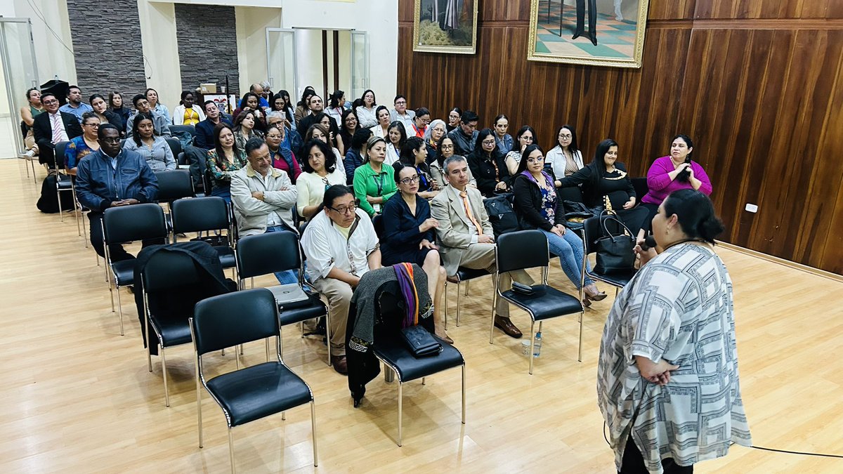 <a href="/CorteImbabura/">Corte Provincial de Justicia de Imbabura</a>, presidido por <a href="/sofia_figueroa3/">Sofia Figueroa</a>, en coordinación con el
GAD Municipal San Miguel de Ibarra, en particular con la Vicealcaldesa <a href="/RaizaZamora2/">Raiza Zamora</a>, Consejo de la Judicatura <a href="/CJudicaturaEc/">Consejo de la Judicatura</a>, <a href="/CinthyaCarrazco/">Cinthya Carrazco M</a>, Consejo Cantonal de Protección Derechos.
auspicio: UNICEF.