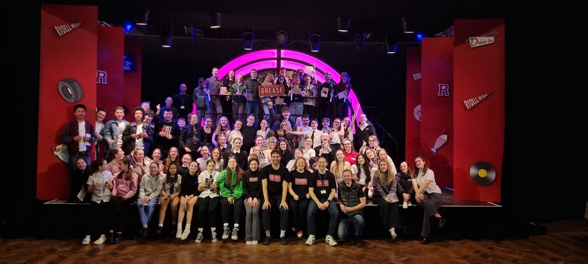 Hele'sDramaDept tweet media