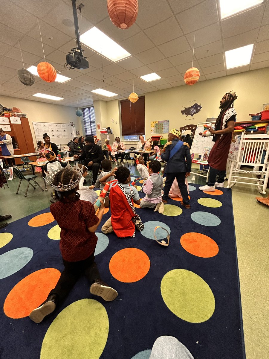 Ended our kindergarten kings and queens unit with a royal parade through MGA!  Families loved seeing their learning celebrated! <a href="/AACountySchools/">AACPS</a> <a href="/childrensguild/">The Children's Guild</a>