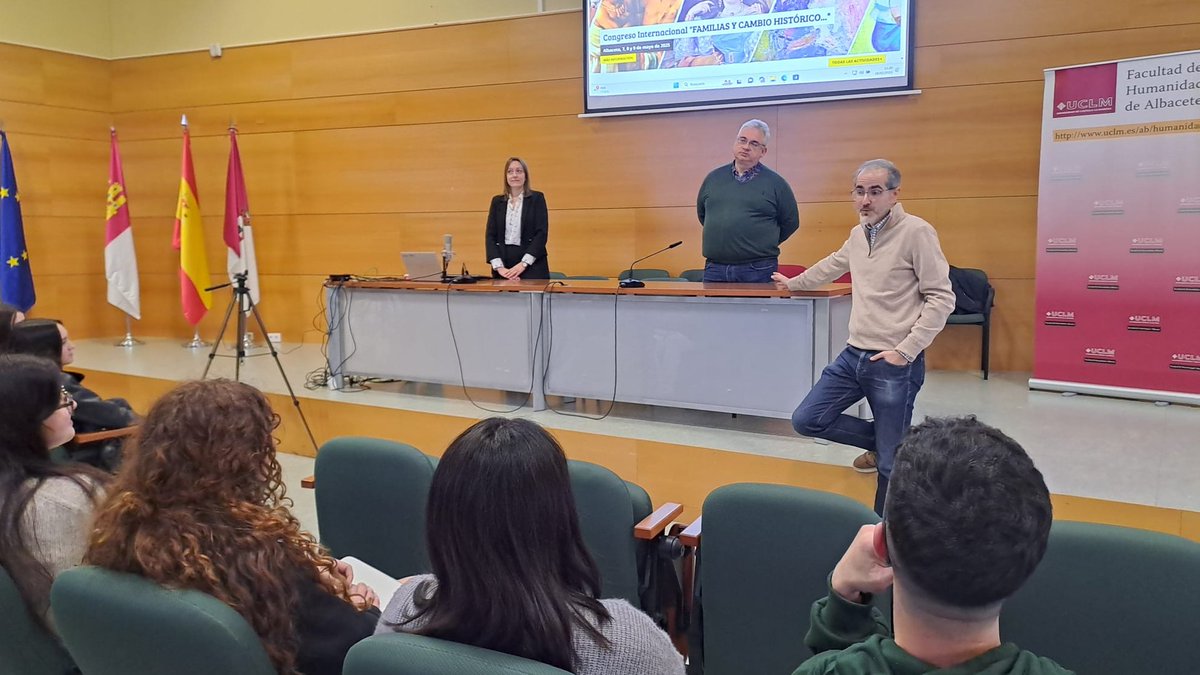 Hoy nos han visitado nuestros centro estudiantes de Bachillerato del <a href="/iesjustomillan/">actividades</a>, <a href="/iesalbasit/">IES Albasit</a> e <a href="/IesGarciaLorca/">IES LORCA ALBACETE</a>.

Les deseamos lo mejor para la próxima prueba de acceso a la Universidad.

Esperemos veros pronto por la Facultad.