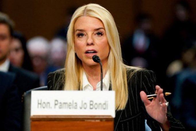 ElauraRamirez's tweet image. Does Attorney General Pam Bondi still have your support
