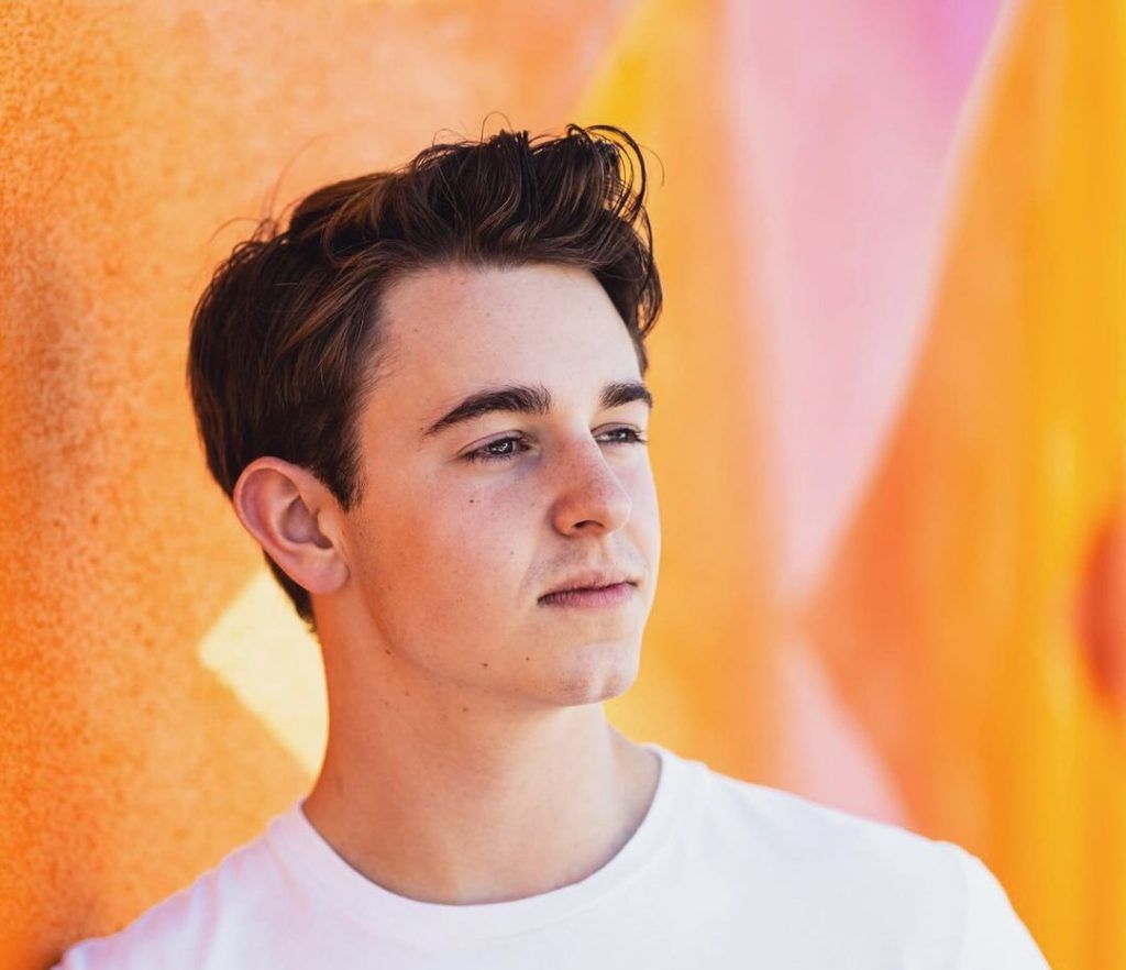 Malachi Gagnon Unveils Heart-Wrenching New Single, ‘Fadeaway’ buff.ly/43im28C