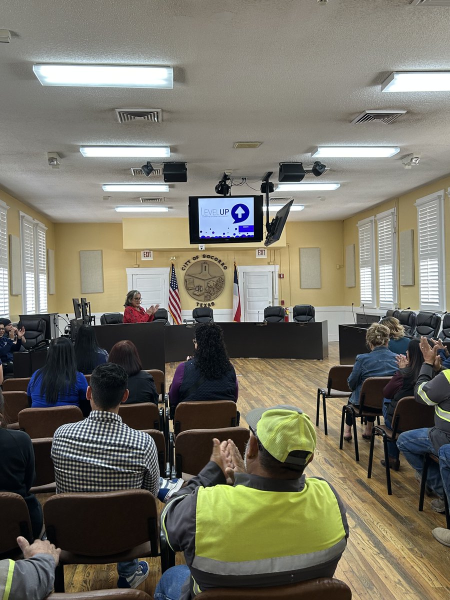 This morning, our city employees &amp; staff came together to honor milestones, birthdays, &amp; special recognitions, for the month of February! Thank you Memo Asiain for providing staff with an informational presentation!🙌