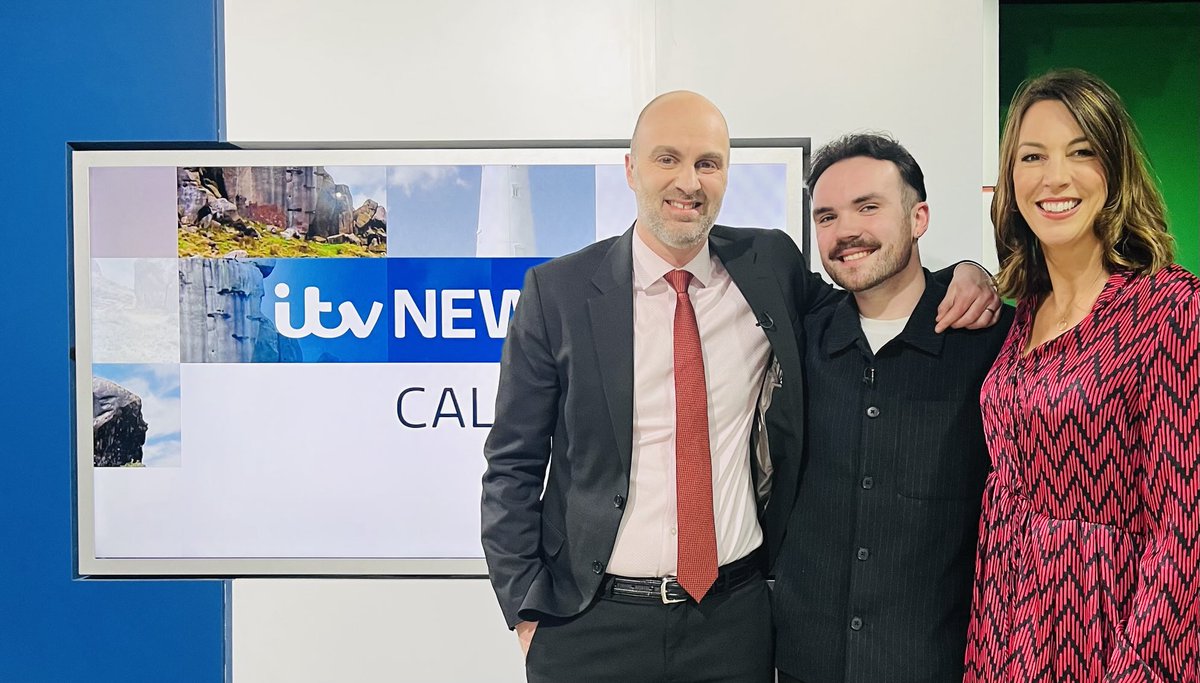 Brilliant to meet up with the very talented ⁦<a href="/BGT/">BGT</a>⁩ star Will Burns from Leeds. See more with me and ⁦<a href="/chrisdawkesITV/">Chris Dawkes</a>⁩ 📺 on ⁦<a href="/itvcalendar/">ITV News Calendar</a>⁩ 6pm😉