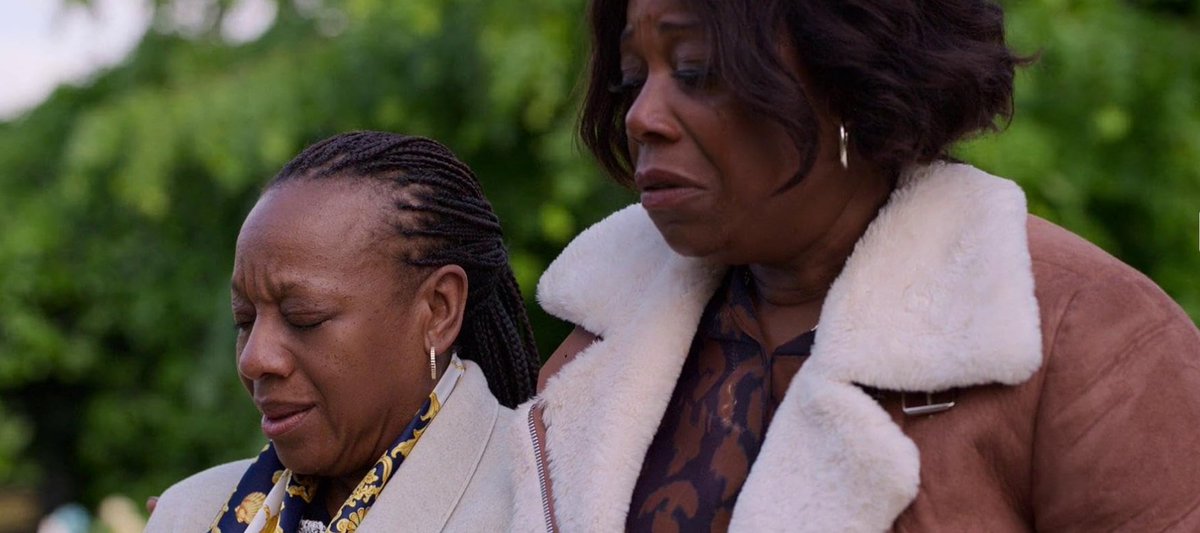 "Acı Gerçekler" (Hard Truths) filminin eleştirisi haberturk.com/ozel-icerikler…