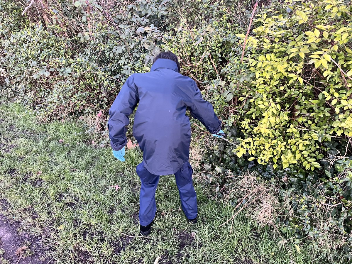 BarnetVPC (@barnetvpc) on Twitter photo We are out tonight assisting <a href="/MPSCricklewood/">Cricklewood Community Policing</a>, <a href="/MPSGoldersGreen/">Golders Green Police</a> & <a href="/MPSChildsHill/">Childs Hill Police</a> conducting Weapons Sweeps. <a href="/MPSBarnet/">Barnet MPS | North West BCU</a> <a href="/MPSCadets/">MPS Cadets</a> <a href="/NationalVPC/">National Volunteer Police Cadets</a> #saynotoknives We are out tonight assisting <a href="/MPSCricklewood/">Cricklewood Community Policing</a>, <a href="/MPSGoldersGreen/">Golders Green Police</a> & <a href="/MPSChildsHill/">Childs Hill Police</a> conducting Weapons Sweeps. <a href="/MPSBarnet/">Barnet MPS | North West BCU</a> <a href="/MPSCadets/">MPS Cadets</a> <a href="/NationalVPC/">National Volunteer Police Cadets</a> #saynotoknives