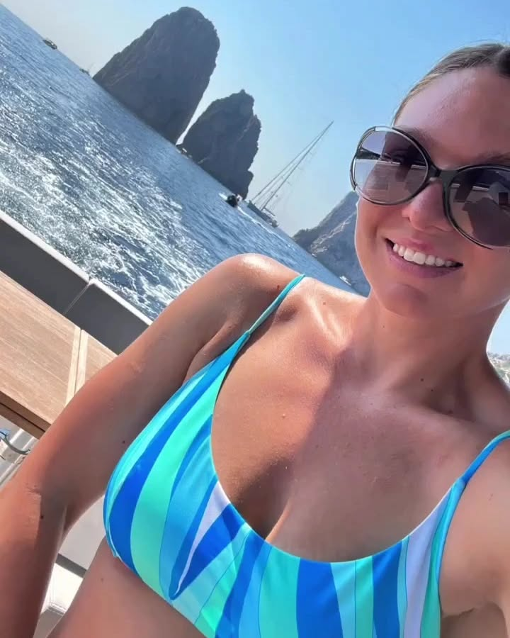 simobigheart's tweet photo. ❤️ Simona halep 🎾 💎 💪🏻 🔥 🙏🏻 https://t.co/oMj9EcvWiu