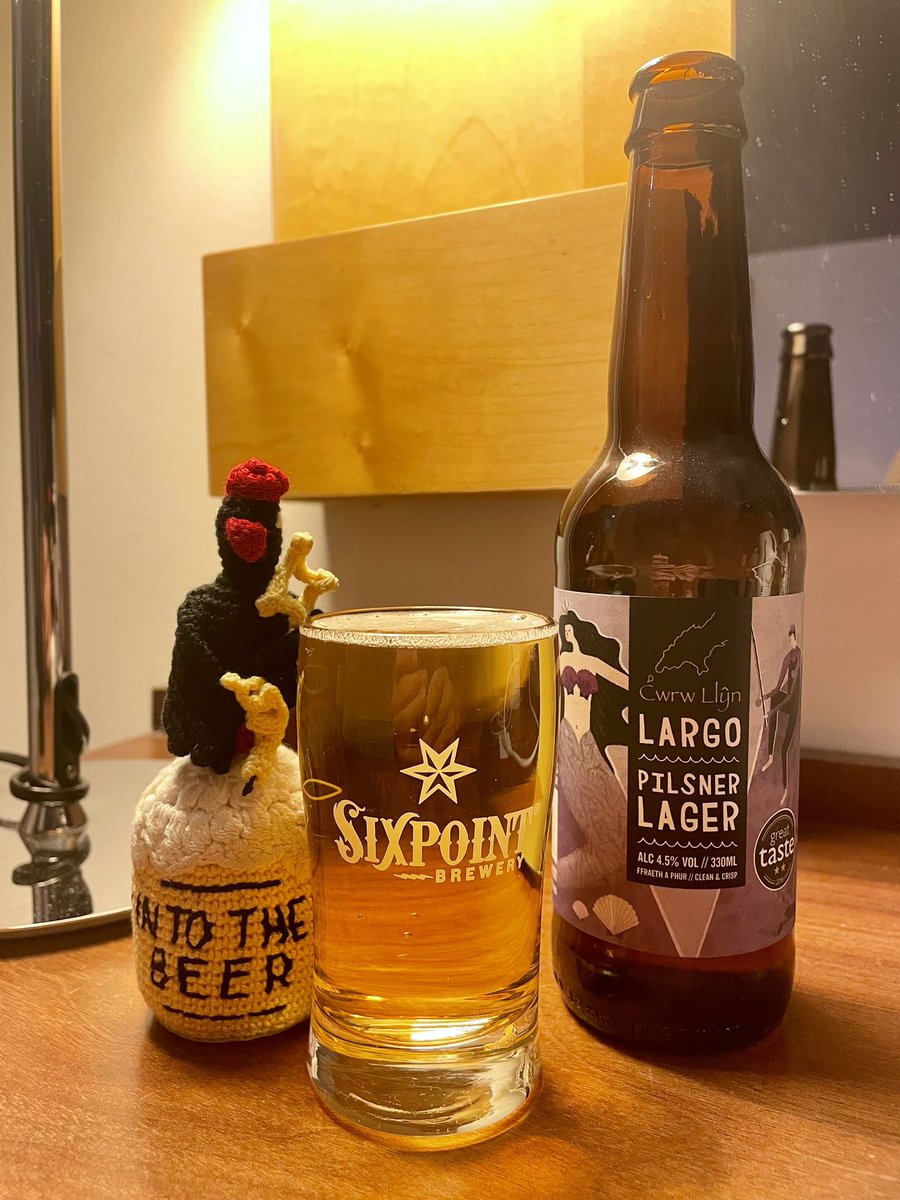 🏴󠁧󠁢󠁷󠁬󠁳󠁿 Encore une brasserie du Pays de Galles avec cette.. Pilsner Lager qui se nomme la « Largo » et qui se pointe à 4.5% Vol. (Son nom vient d'une célèbre ballade locale qui raconte l'histoire d'un pêcheur ayant perdu son cœur à cause d'une sirène dans la baie de Pwllheli.)