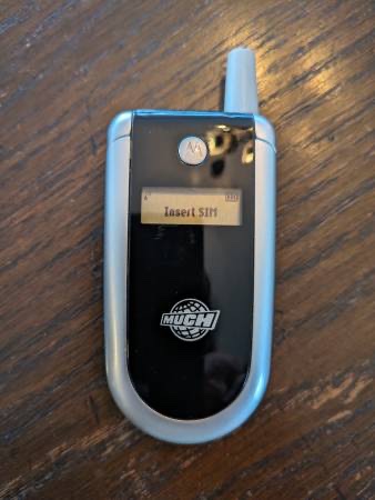spaceboy20092's tweet photo. MuchMusic Motorola Phone (2004) https://t.co/JTAKKqWbsE