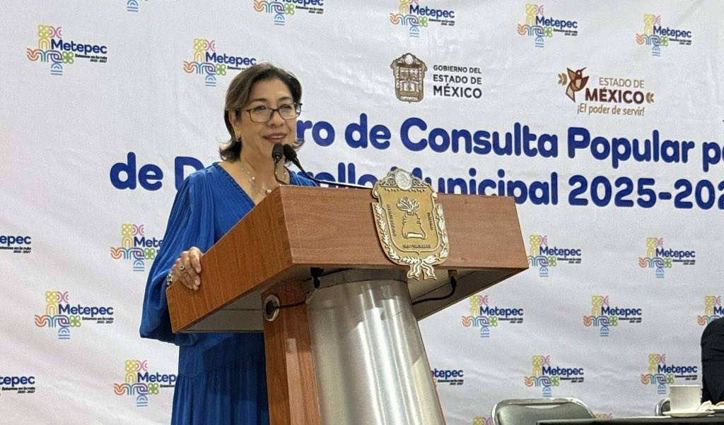Josefina Román V. (@josefinaromanv) on Twitter photo 📌Participo en el acto inaugural del Foro Popular para la Formulación del Plan de Desarrollo Municipal 2025-2027 de Metepec, Estado de México.
Con el Comisionado <a href="/lgparranoriega/">Gustavo Parra N</a>. 📌Participo en el acto inaugural del Foro Popular para la Formulación del Plan de Desarrollo Municipal 2025-2027 de Metepec, Estado de México.
Con el Comisionado <a href="/lgparranoriega/">Gustavo Parra N</a>.