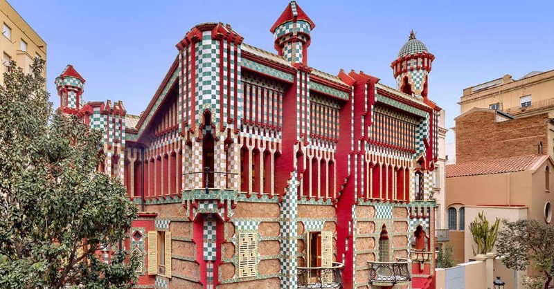 Tiqets's tweet photo. Discover one of Gaudí's most underrated venues in Barcelona: @Casa_Vicens. ✨ Learn all about Antoni Gaudí's first masterpiece and his inimitable style in a museum dedicated to unique constructions, decorations, and symbolism. 🇪🇸 https://t.co/dkEC8QUy4k