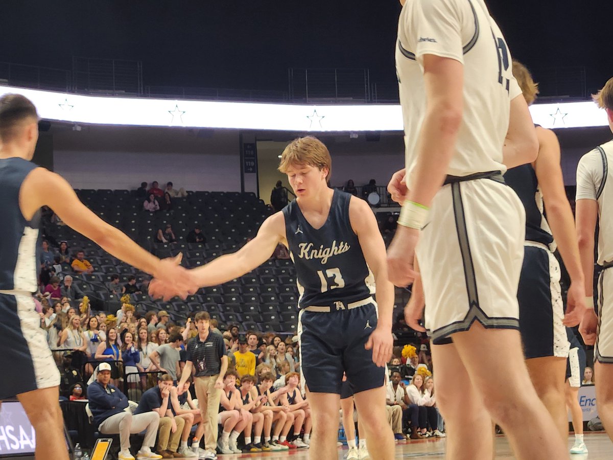 WVUA23Sports's tweet image. Tough finish to the 1st half for @TA_Athletics, which trails #ProvidenceChristian 49-29 at halftime. PC ourscores TA by 15 in the 2Q #Class2A #StateChampionship