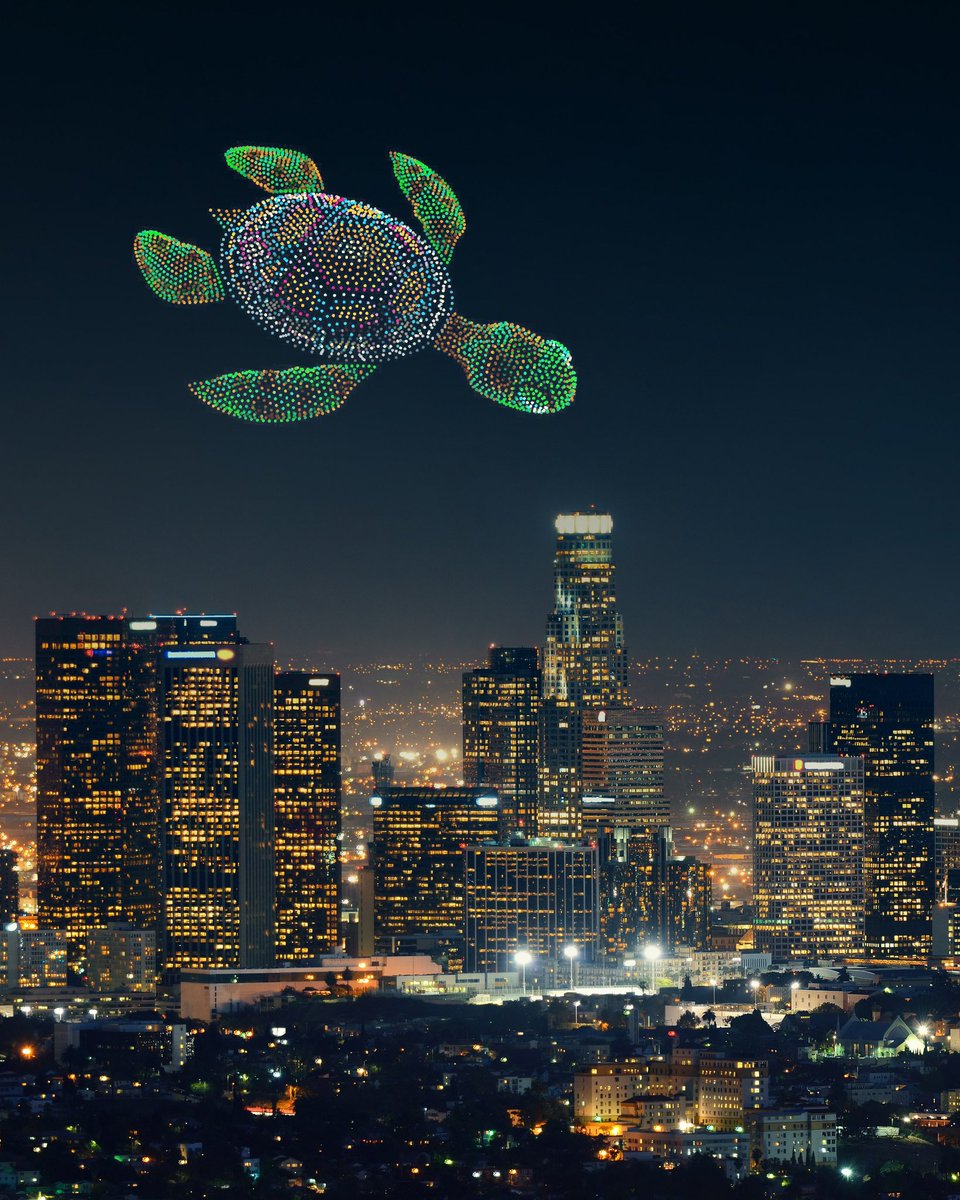 jabbadabbapro's tweet image. Incredible Marine Life in a Drone Show! 💫

This drone show is truly spectacular! What other animations would you love to see? Share your ideas in the comments and take part in the poll on Telegram: 

t.me/geoscandronesh… 🚀✨

#DroneShow #LightArt #MarineLife #AerialShow