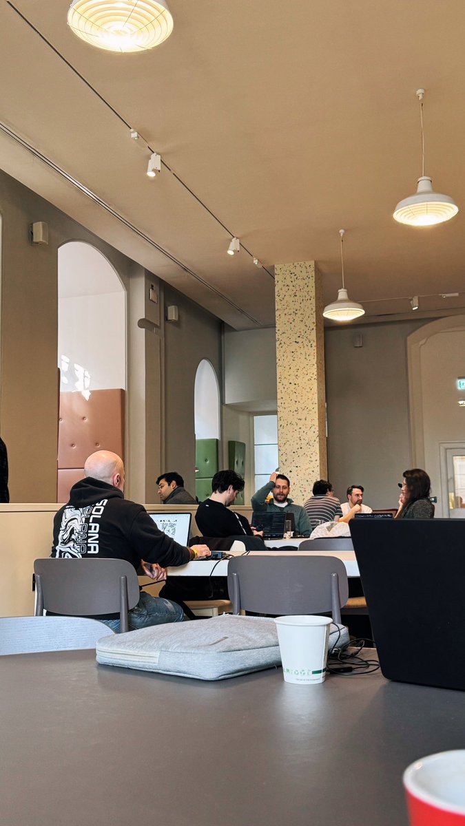 The_Collector58's tweet image. Very productive day today I must say at @SuperteamUK ‘s co-working space. 

Got the chance to catch up and talk with @Erqzz and learn more about what’s going on with @Trinity3_0x . 
Excellent gaming platform with great incentives for gamers!🕹️