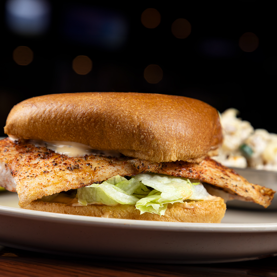 TullysGoodTimes's tweet photo. Your sandwich is waiting for you 😋😋😋 Let us know in the comments which sandwich you’d order!
.
.
.
.
#sandwichplatters #baconchickenteriyaki #cajuncheddarchicken #blackenedmahi #fishfryhaddock #cheesesteak #buffalochicken #ranchchicken #sportsbar #eatlocal https://t.co/PnDmyFA7ve