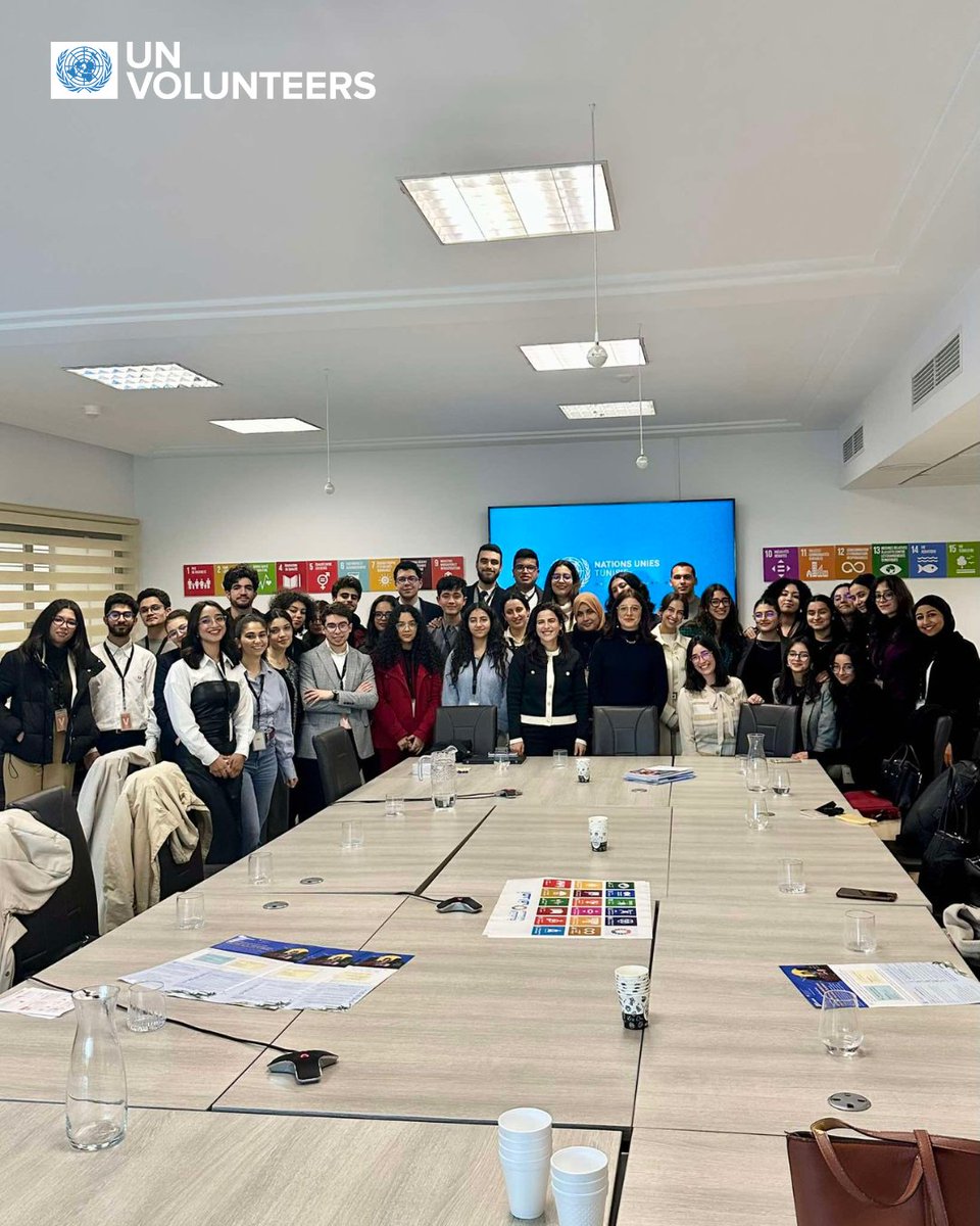 UNVMaghreb's tweet photo. Hier, nous avons eu le plaisir d’échanger avec les étudiant.e.s 🎓 de la Tunis Business School, membres du #TIMUN, lors d’une session organisée par le Centre d’Information des Nations Unies @NuTunisie 🇹🇳 🇺🇳 https://t.co/23K7BwXnsd