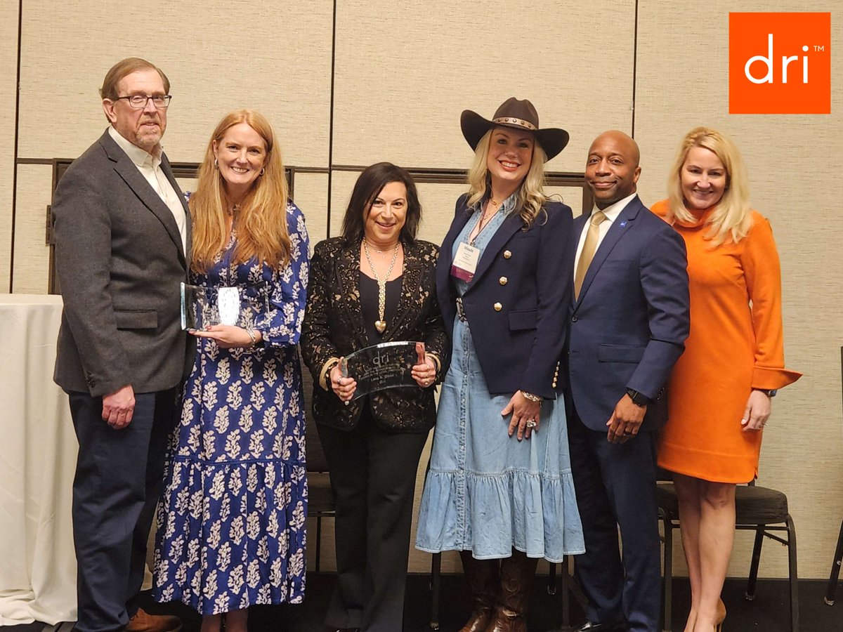 DRICommunity's tweet photo. Yesterday, attendees of the Women in the Law Seminar gathered to celebrate the annual recipients of the Mary Massaron Award. Congratulations to this year’s recipients, Heidi Friedman and Lana Olson, on this well-deserved achievement!

#DRILawyer #DRICommunity #DRIWITL https://t.co/meXlXDjHxY