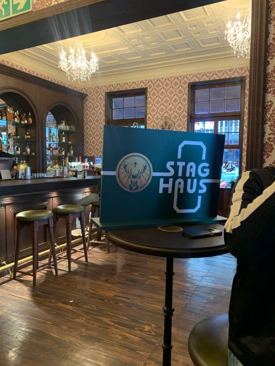 Jamani_Khanyi's tweet image. Those who are not in Kitcheners with Stag Haus and KMAT where are you partying at guys ? #JägermeisterSA #BestNights #OWeek 🥳❤️🔥🍾