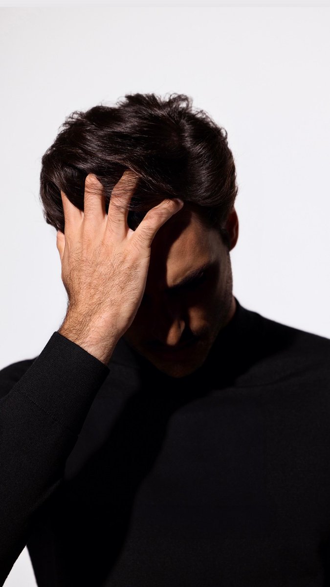 itsnotme_ari's tweet image. Carlos Sainz first picture for L’Oréal Paris 🤍✨