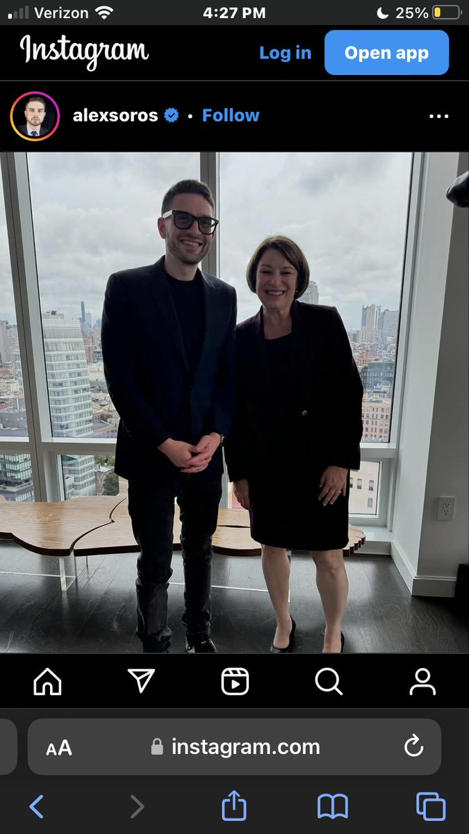 lemmylemon8's tweet photo. @amyklobuchar “We stand with Ukraine”. Good to know. Because you sure as hell don’t stand with Americans. You stand with Alex though. https://t.co/9Bw1zDBUtt