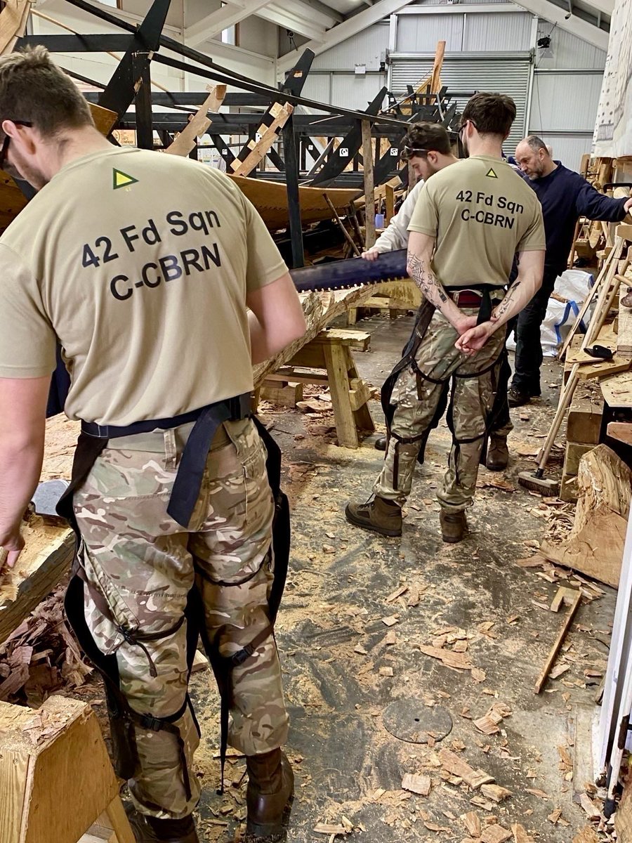 Members of 42 Fd Sqn have been lending a hand in the restoration of the Sutton Hoo Viking ship. Combining craftsmanship with teamwork, our #sappers are keeping ancient traditions alive, sharpening their skills and helping the local community. #skillsforlife #apprenticeships