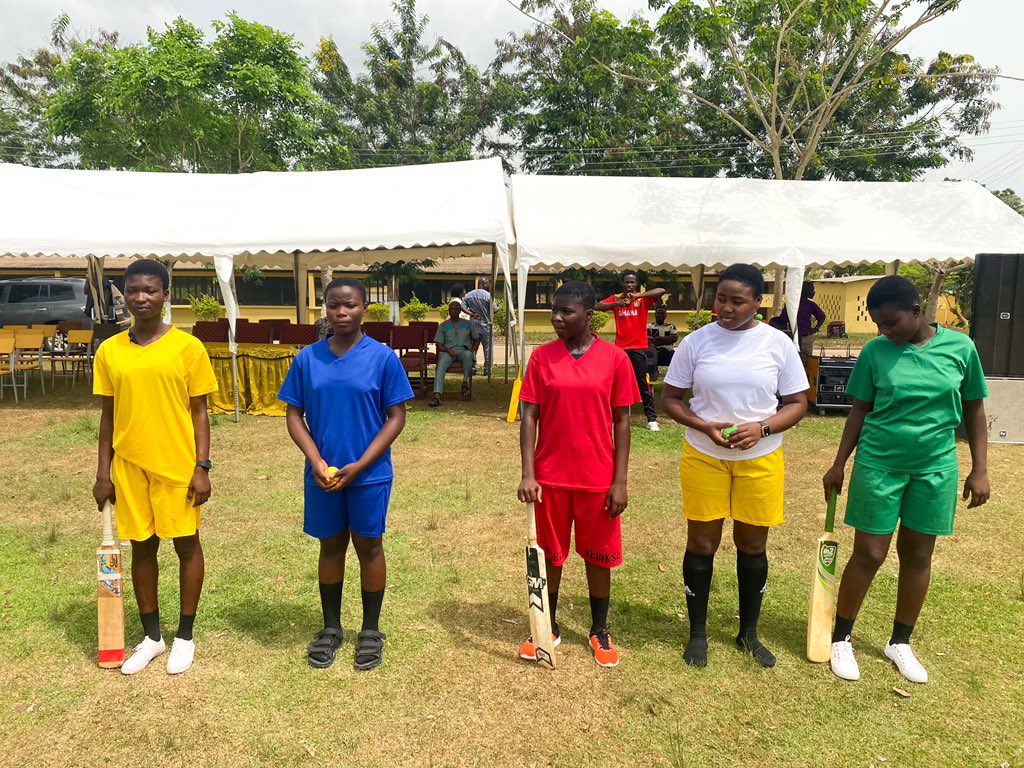Basstvonline's tweet photo. Cricket comes to BASS 🏏🔥 

History in the making as Breman Asikuma Senior High School embraces the gentleman’s game. Stay tuned for more action and excitement

#basstv #highschool #cricket #viral https://t.co/qJlasVVdRO