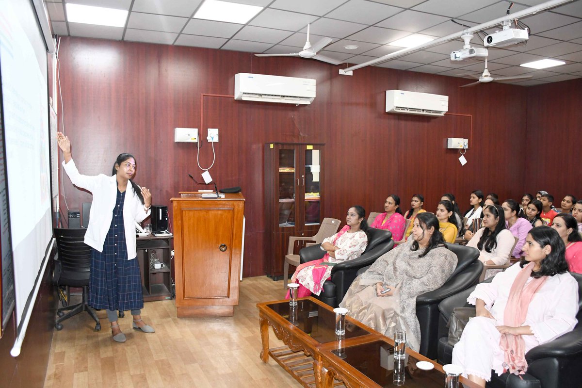 IN_HQTNP's tweet photo. Supporting the pillars of our brave personnel! #NWWA hosted a workshop on 27 Feb in #Chennai at #INAS313, focusing on Mental Health & Wellbeing, and Balanced Diet. Empowering naval families to prioritise self-care & build resilience. https://t.co/35Y54p1Xhu
