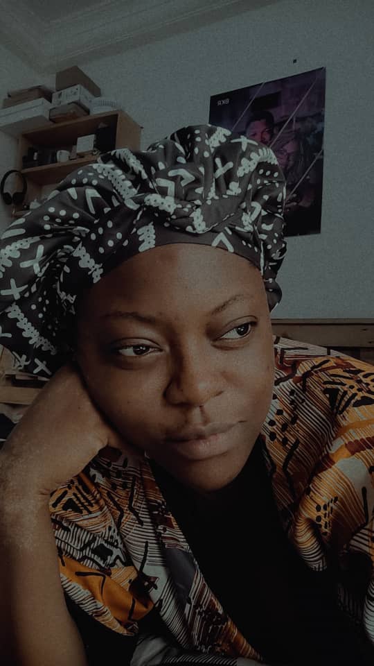 Laetitiandawa's tweet photo. 1. Les croquettes de plantain de la marque L&amp;C SNACKS @CroquettePlan 
2. T-shirts streetwear de @LetCClothing 
3. Les bonnets en satin de @lonCmr 
4. Pour vos décorations ,tous types d'évènements @spher_acreativ https://t.co/XcZ72MPXa0