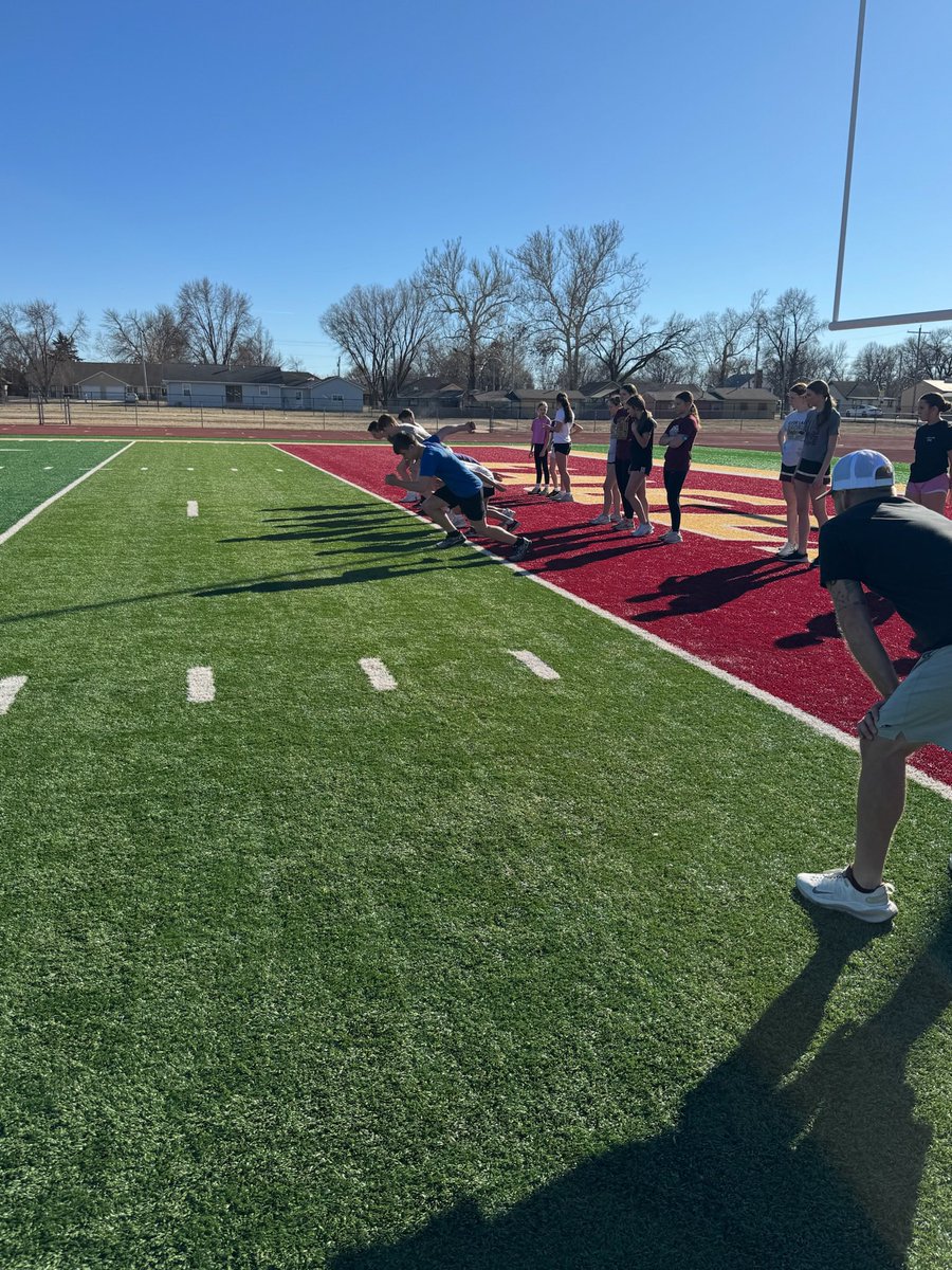 Brit Dewey tweet media