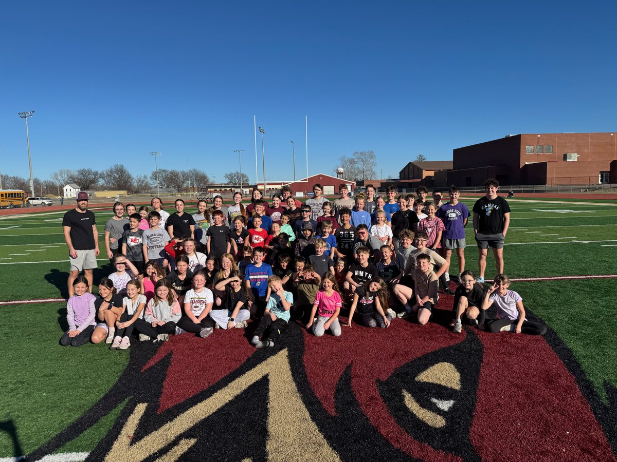 Brit Dewey tweet media