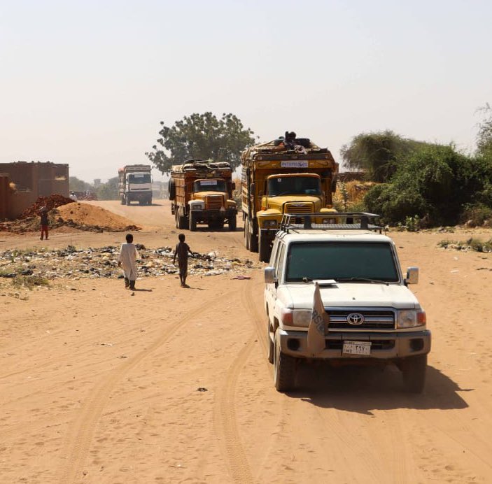 Ireland continues to stand with the people of Sudan as they endure displacement, conflict and famine. 

This week <a href="/Irish_Aid/">Irish Aid</a> stocks of blankets, mosquito nets, kitchen sets and jerry cans arrived in Darfur, and were distributed by our partners @Shelterbox and <a href="/Intersos/">INTERSOS</a>.