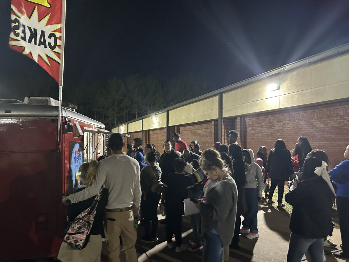 Our families received info on GMAS during <a href="/MRES_NCSS/">Middle Ridge Elementary School</a> Math Night,
then our mathematicians worked with their families to solve problems to escape the room. The night was topped off with some sweet treats! <a href="/MsRBattle/">Rhonda Battle</a>