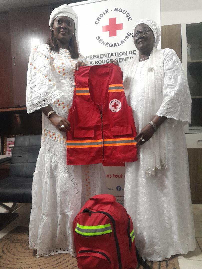 CSenegalaise's tweet image. The @CSenegalaise and the Regional Center for University and Social Works (CROUS) of the Amadou Mahtar Mbow University of Diamniadio, sign a memorandum of understanding for partnership for the promotion of health, first aid training for students and staff...