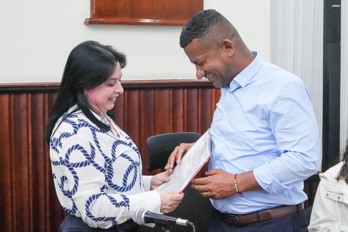 Luis Alfonso Escobar tweet media