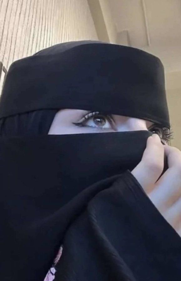 جديدة 
. 
في X
ممكن متابعة. 🙂