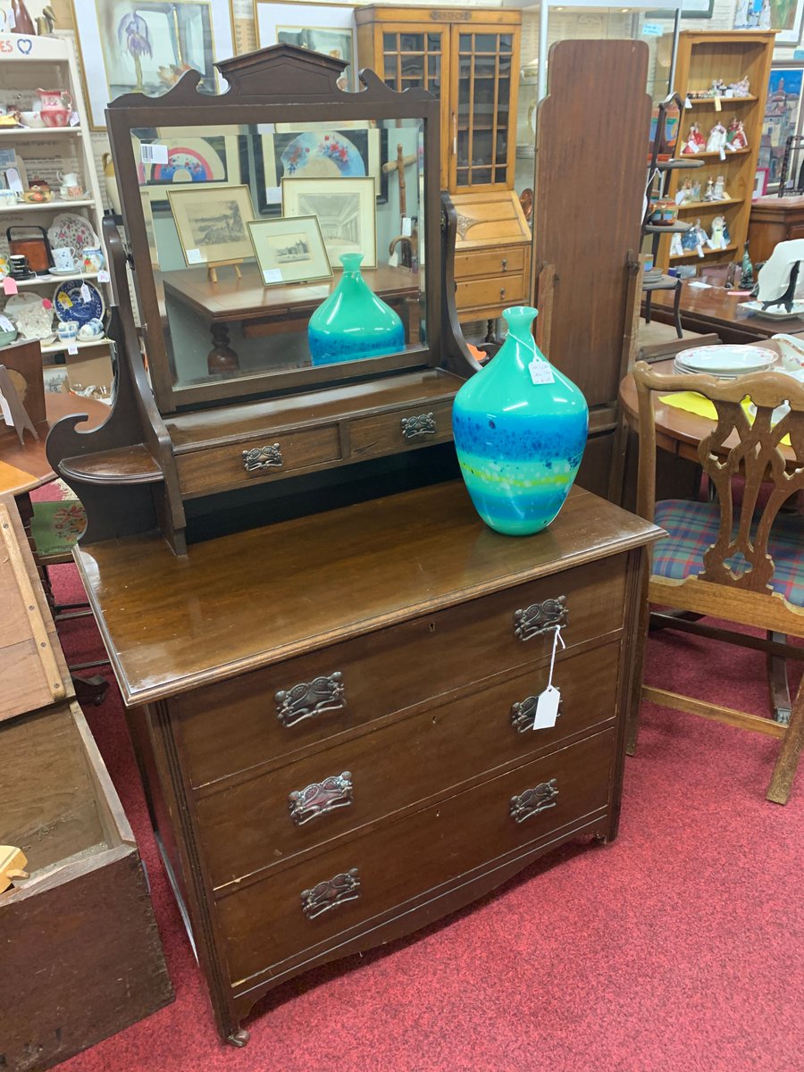 Furniture Friday Fabulous…