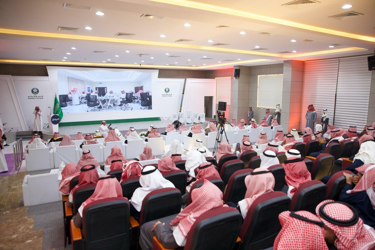 delm8585's tweet photo. كل الشكر والتقدير للمصورين المبدعين، مشاري المحسن، عبدالإله الجليفي، عبدالرحمن اليحيى على إبداعهم وجهودهم المتميزة في توثيق أجمل اللحظات، شكراً لكم على ما تقدمونه من إبداع. https://t.co/QOF8W80JkY