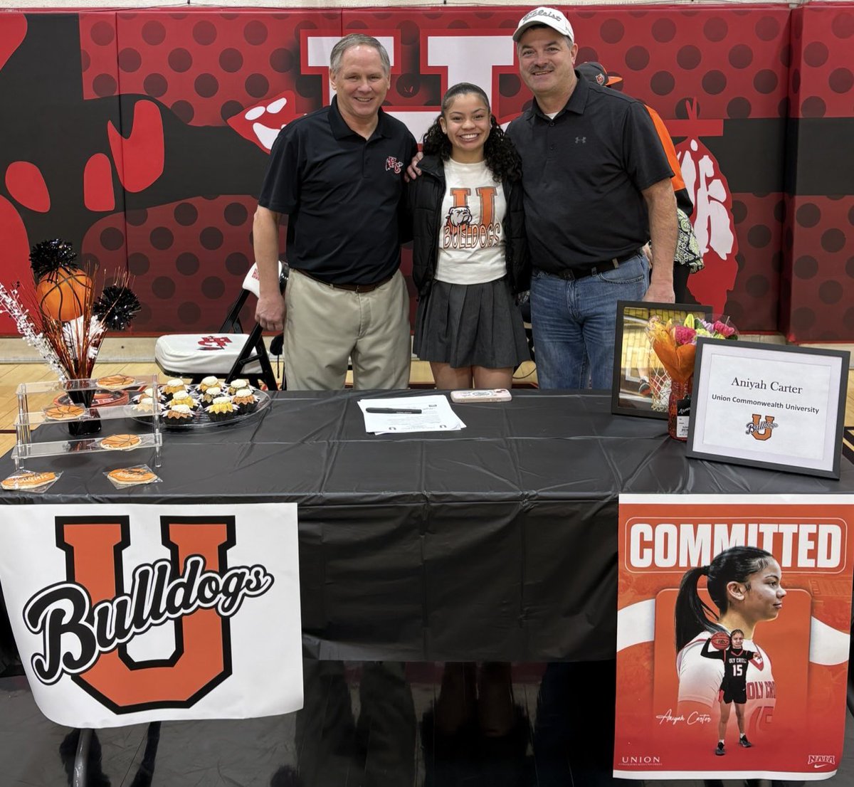 Holy Cross Radio (@holycrossradio) on Twitter photo Congratulations to <a href="/aniyahjcarter15/">Aniyah Carter</a> and <a href="/WilliamMcElhen1/">William McElheney</a> for signing their letters of intent to play basketball next year in college. Super proud of you both! 🏀 Congratulations to <a href="/aniyahjcarter15/">Aniyah Carter</a> and <a href="/WilliamMcElhen1/">William McElheney</a> for signing their letters of intent to play basketball next year in college. Super proud of you both! 🏀