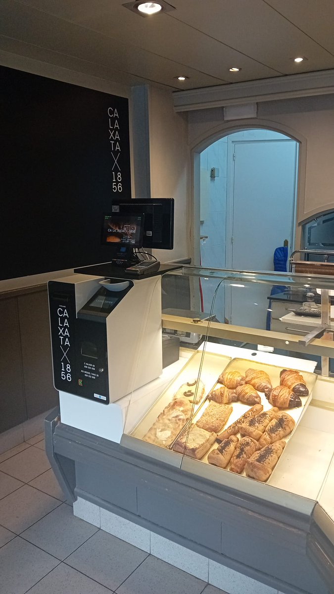 binsoft_ca's tweet image. A capellades hi ha un dels forns de pa amb més història de catalunya. Aquest forn és CA LA XATA i data del 1856!!! La tradició i l'artesania no està renyida amb l'innovació i la tecnologia. Ara ja disposen d'un nou software de gestió amb la certificació Veri*factu i un Cashkeeper