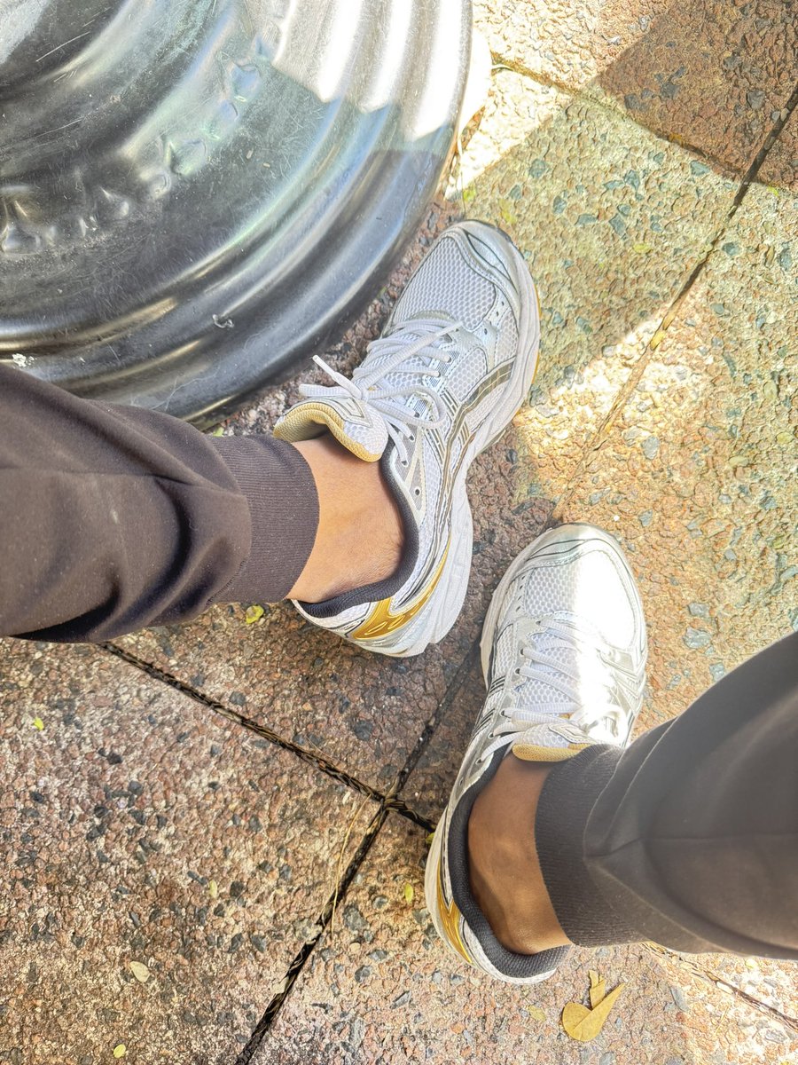 KleTeddy's tweet image. #KOTD
@JerLisa_Nicole #BHMKOTD 
#BHMKOTD25 Day 28
ASICS Gel-Kayano14
#yoursneakersaredope