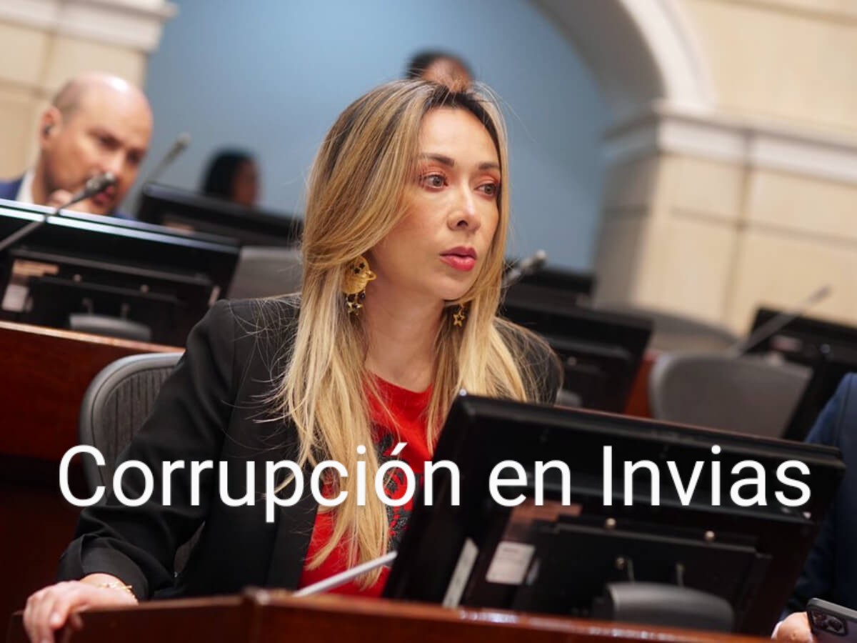 Eclides3's tweet photo. Katherine Miranda anda untada en varios temas, las dádivas para no aprobar la Reforma a la Salud y ahora los dineros de Invias.
C O R R U P T A!
Fué la causa por la cual se pasó al Uribismo? https://t.co/BkhowczNpm